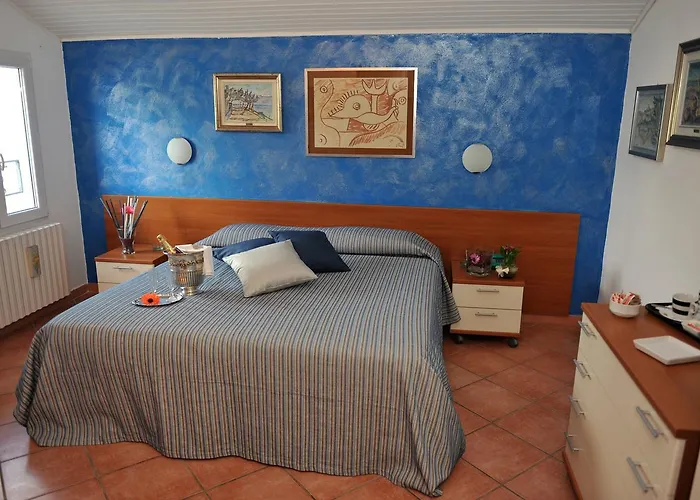 Bellavista Meuble Hotell Paratico