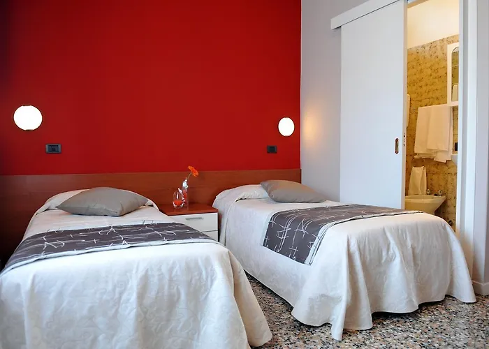 Hotell Bellavista Meuble Paratico