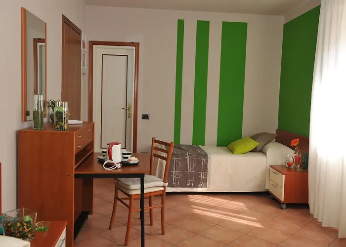 Bellavista Meuble Hotell Paratico