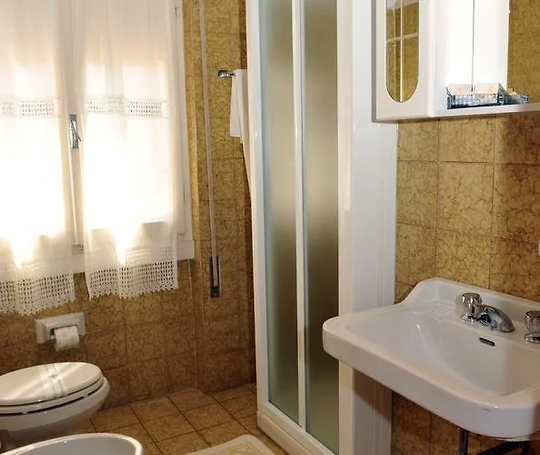 Bellavista Meuble Hotell 2*