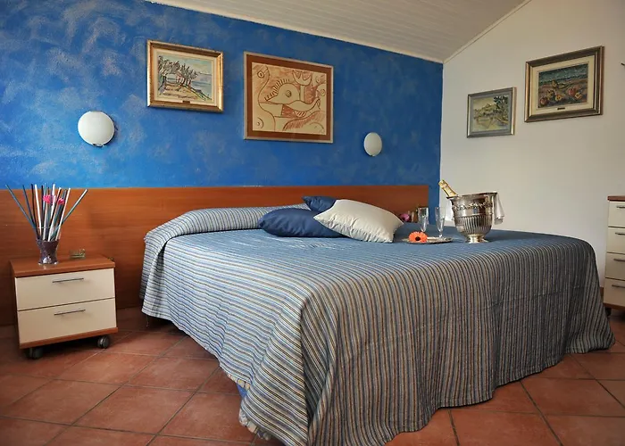 Bellavista Meuble Hotell 2*